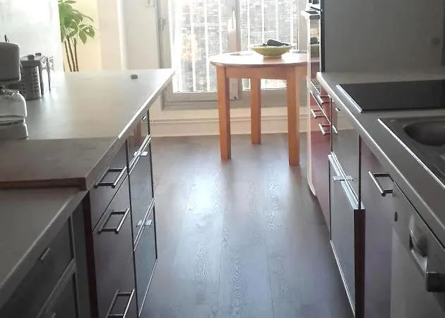 Privee Dans Un Cosy Avec Acces Aux Espaces Communs Caen